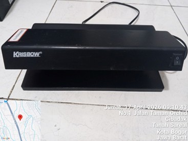 Alat Pengecekan Uang (Sinar UV)